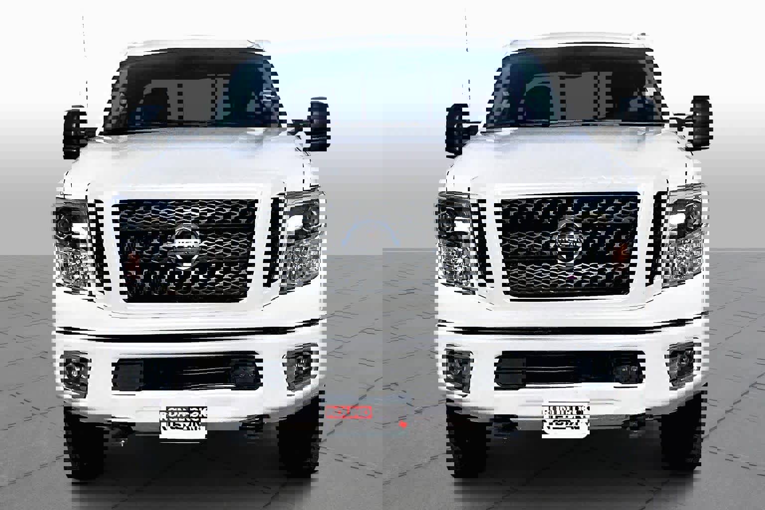 Used 2017 Nissan Titan PRO-4X image 4