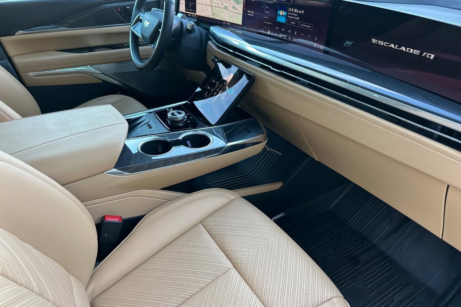 Used 2026 Cadillac Escalade IQ Sport 2 w/ LPO, ONYX Package image 20