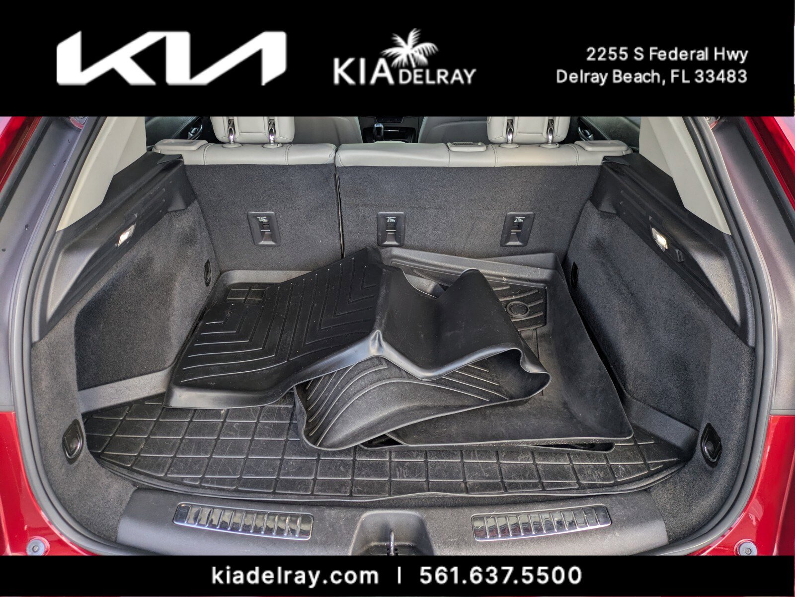 Used 2019 Cadillac XT4 Premium Luxury w/ Driver Awareness Package image 16