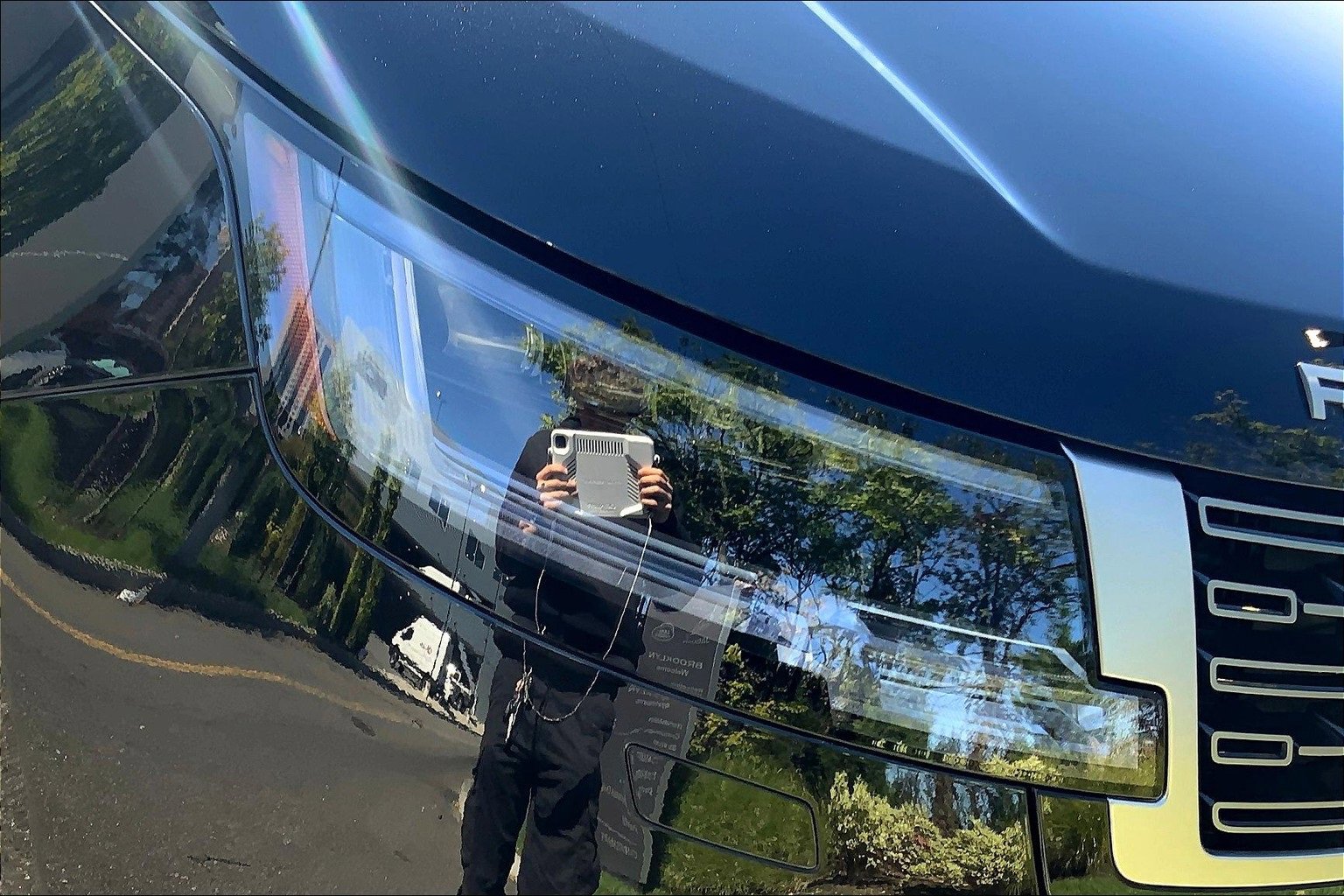 New 2025 Land Rover Range Rover SE image 13