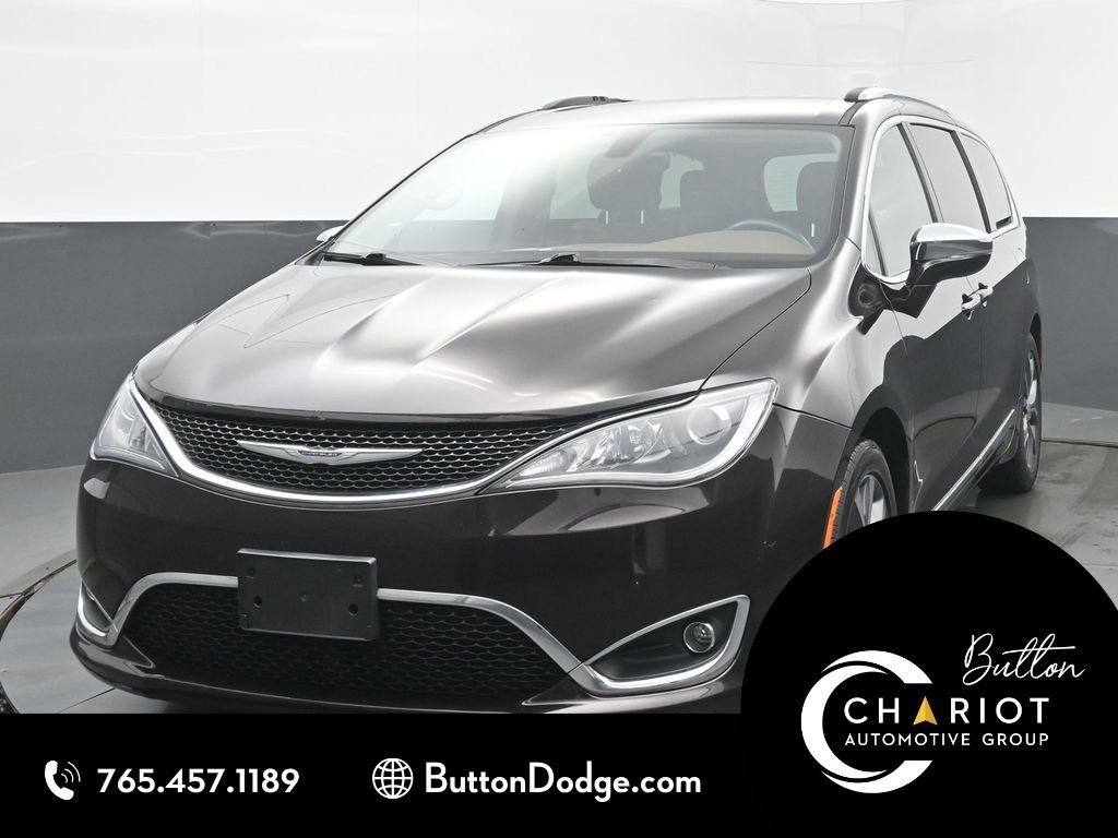 Used 2018 Chrysler Pacifica Limited image 1