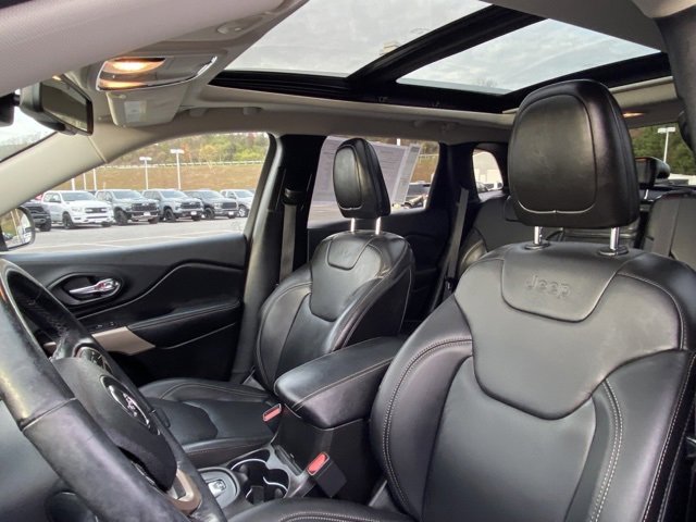 Used 2018 Jeep Cherokee Limited image 14