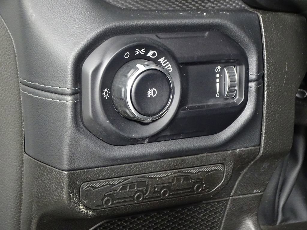 Used 2024 Jeep Wrangler Unlimited Rubicon image 17