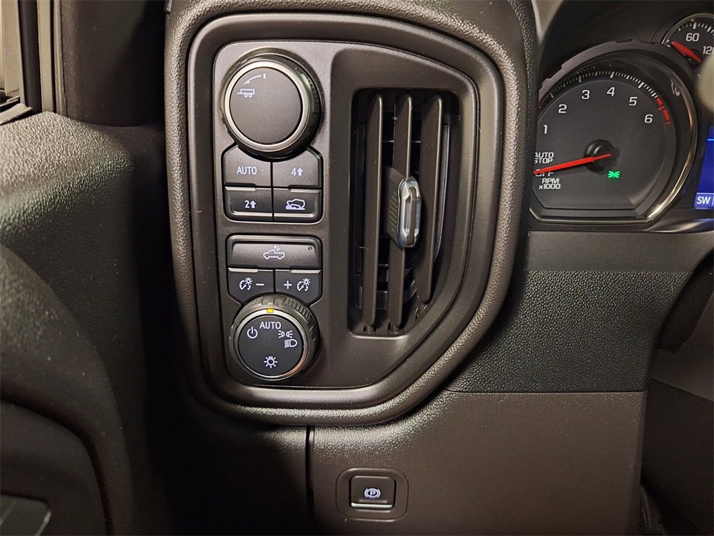 Used 2022 Chevrolet Silverado 1500 Custom w/ Safety Confidence Package image 21
