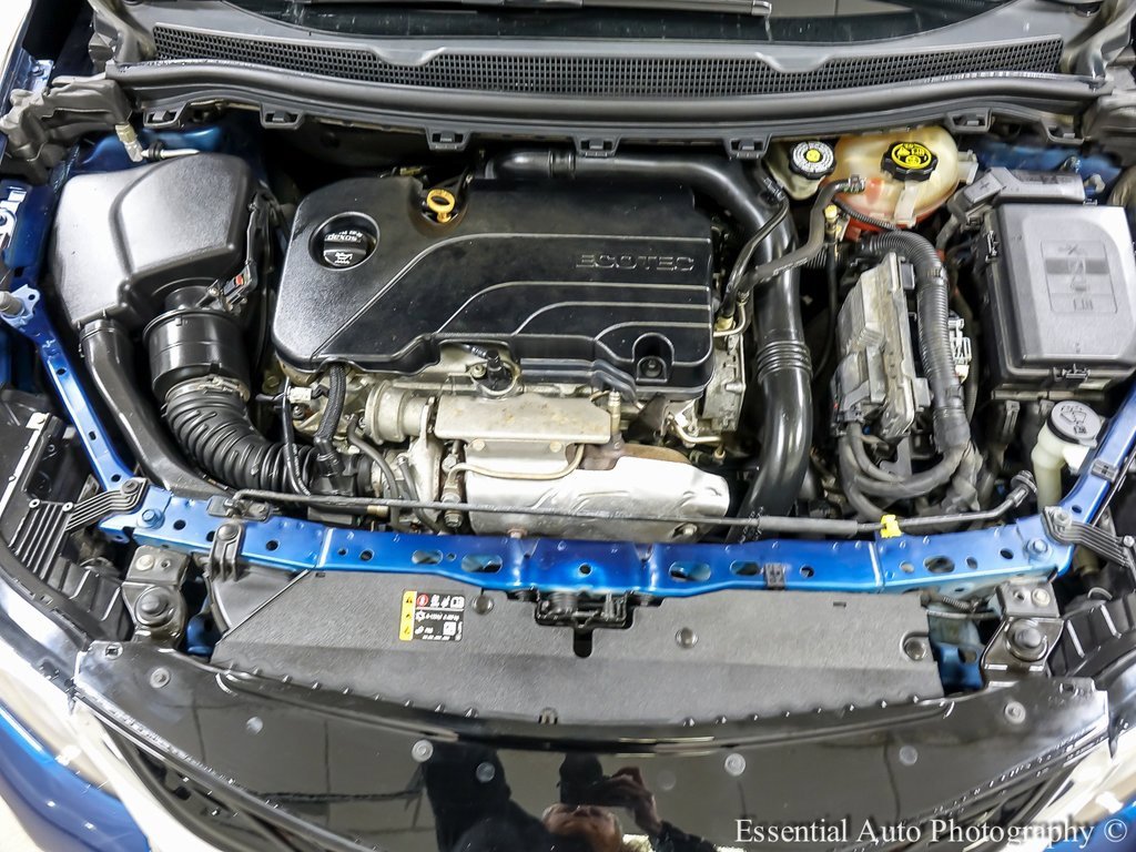 Certified 2019 Chevrolet Cruze LT w/ RS Package image 24