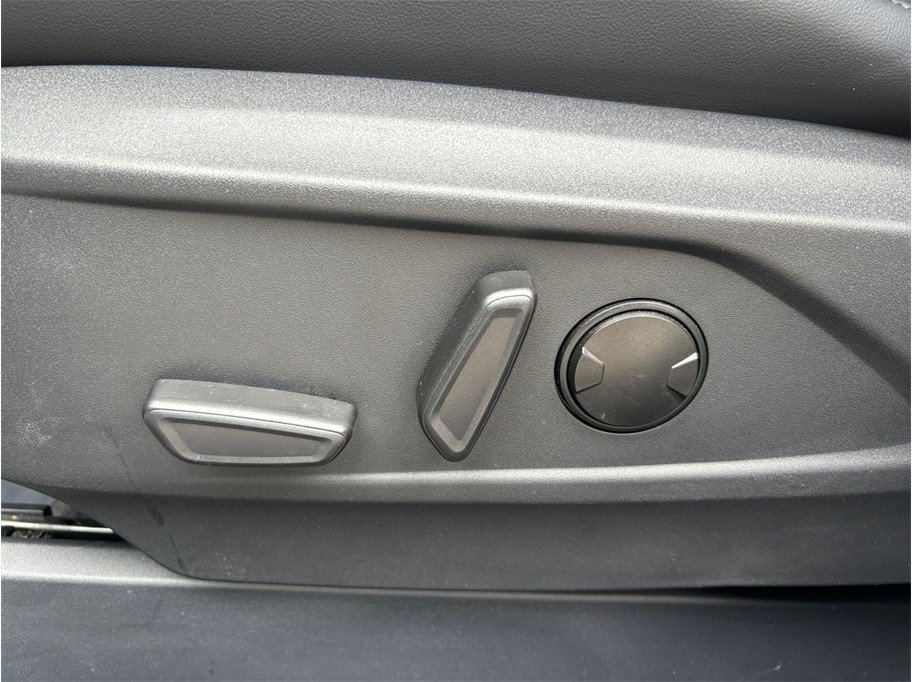 Used 2023 Ford Mustang Mach-E Select RWD image 20