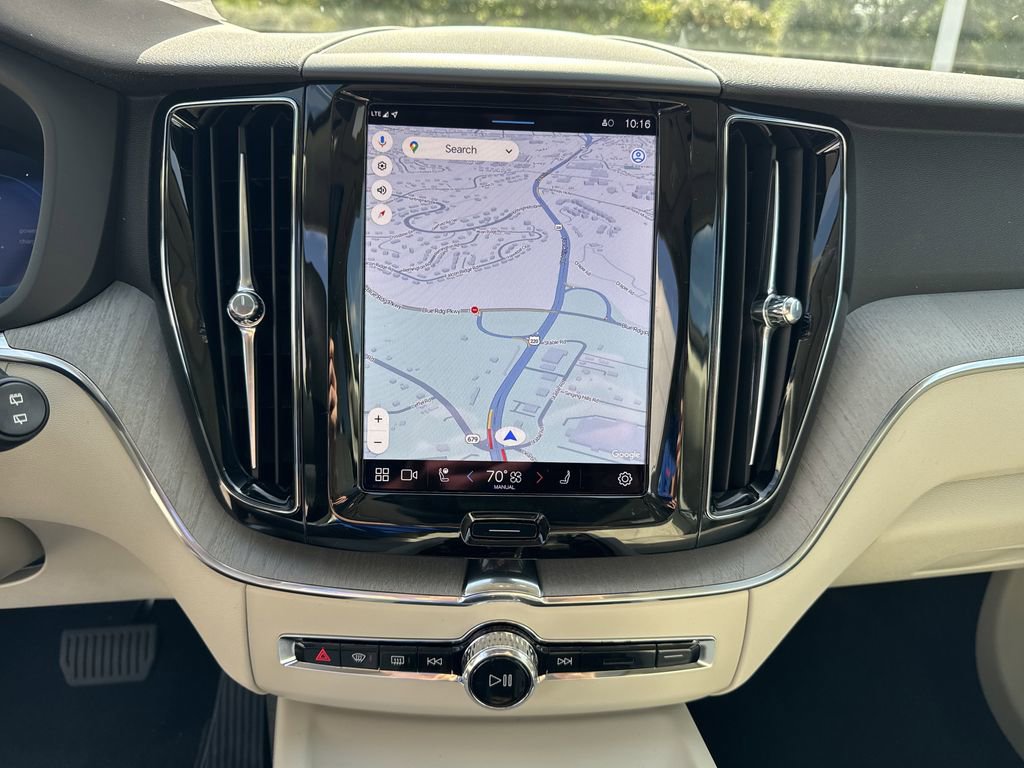 New 2025 Volvo XC60 T8 Plus w/ Protection Package Premier image 24