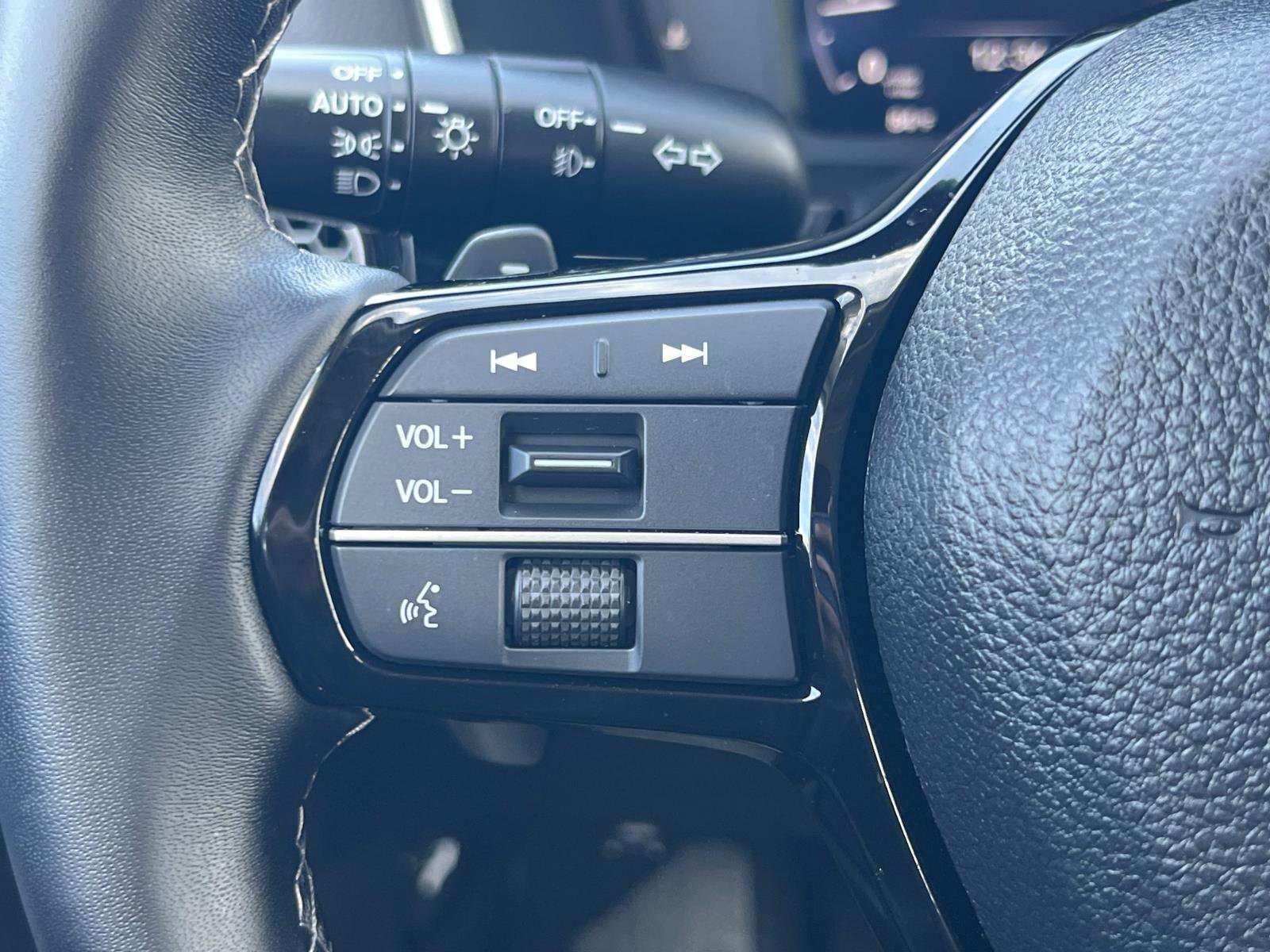 Certified 2024 Honda Civic Touring image 9