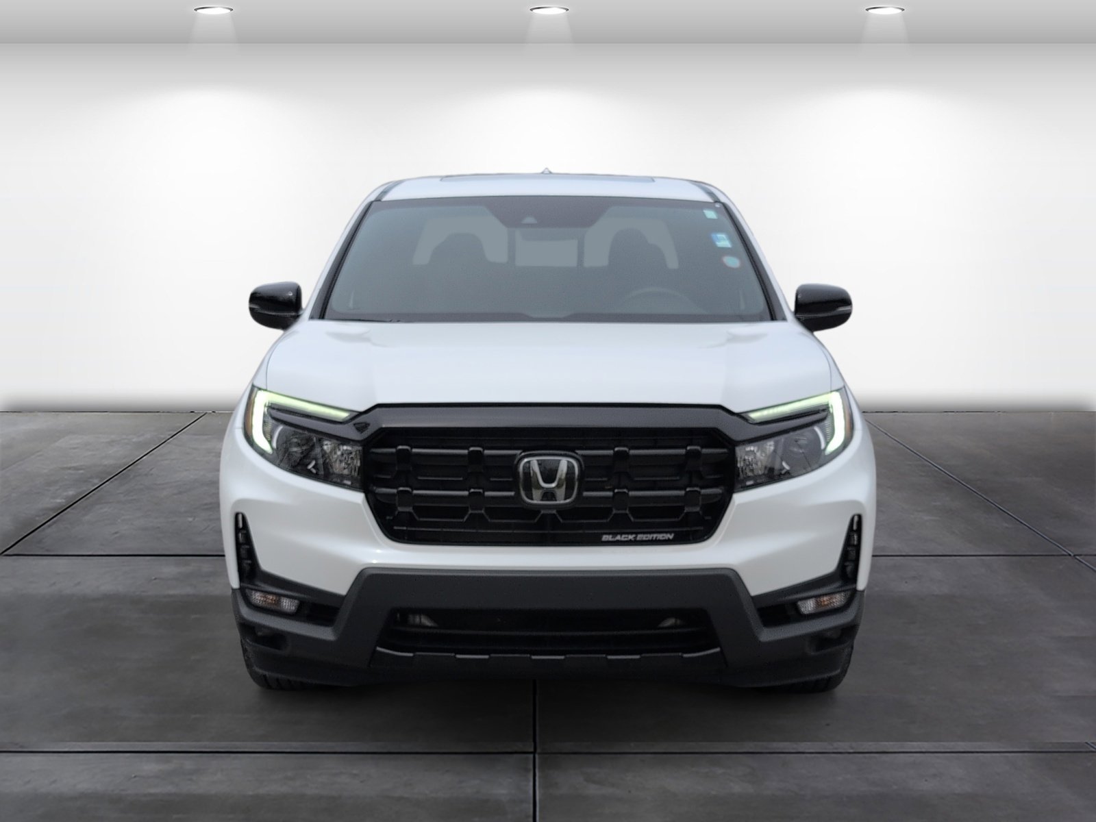 Certified 2024 Honda Ridgeline Black Edition image 4