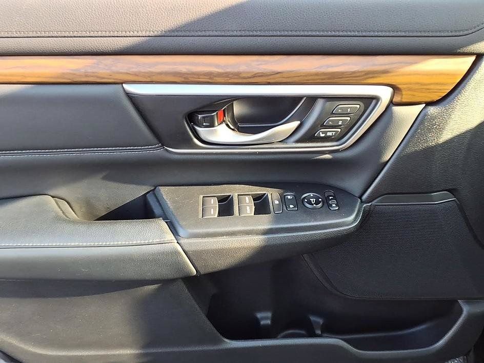 Used 2019 Honda CR-V EX-L image 10