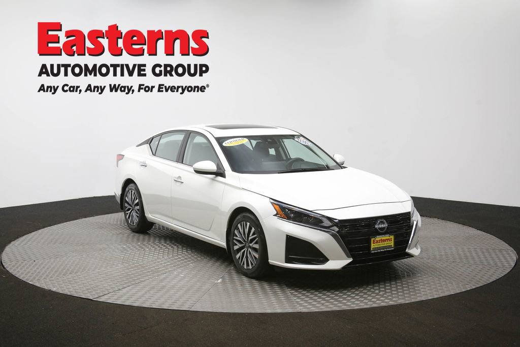 Used 2024 Nissan Altima 2.5 SV w/ SV Premium Package image 50