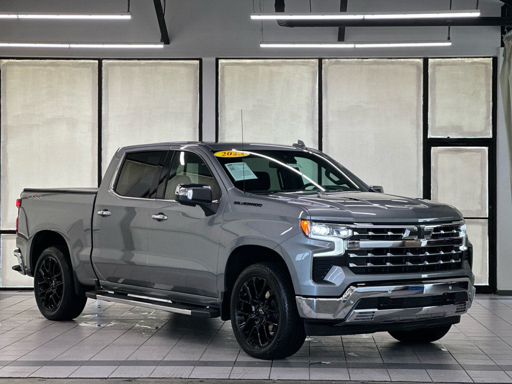 Used 2023 Chevrolet Silverado 1500 LTZ w/ LTZ Convenience Package II AWD/4WD image 1
