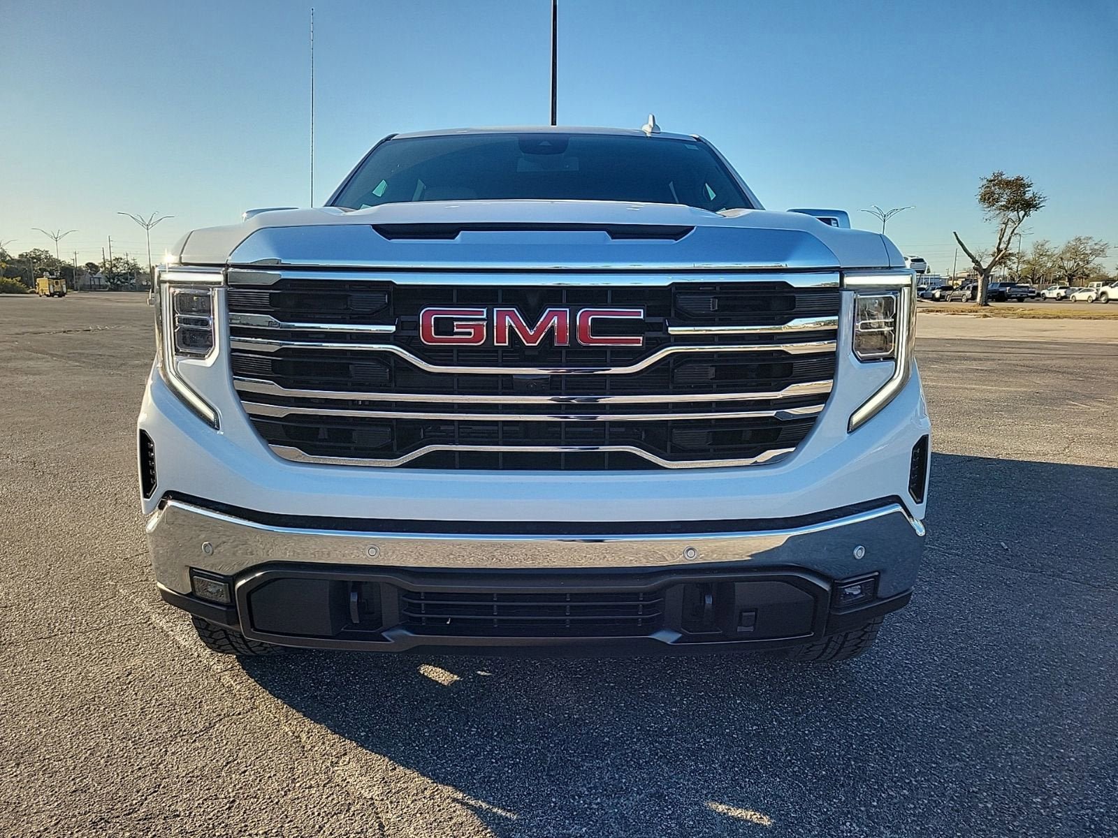 New 2026 GMC Sierra 1500 SLT w/ SLT Premium Plus Package image 4