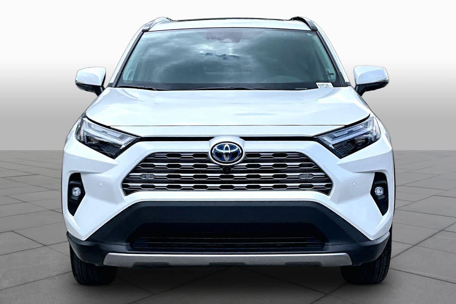 Used 2024 Toyota RAV4 Limited w/ Advanced Technology Package AWD/4WD image 4