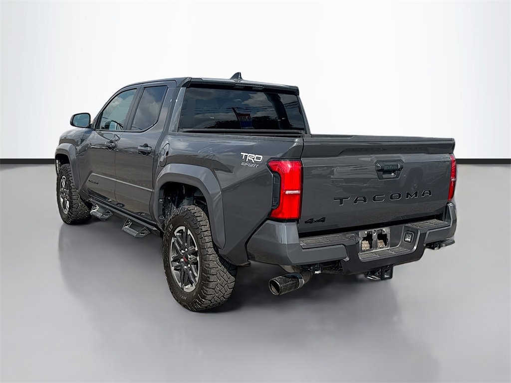 Used 2025 Toyota Tacoma SR5 image 7