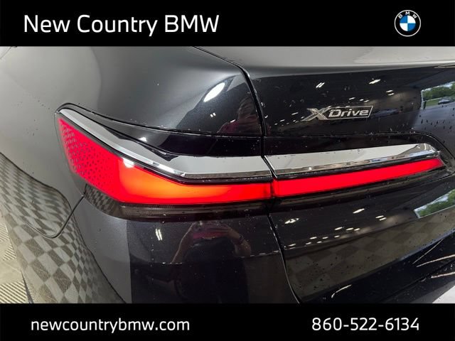Used 2024 BMW 760i xDrive w/ Executive Package AWD/4WD image 31