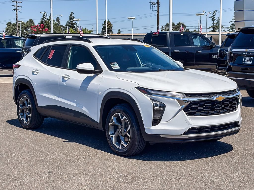 Certified 2024 Chevrolet Trax LT FWD image 5