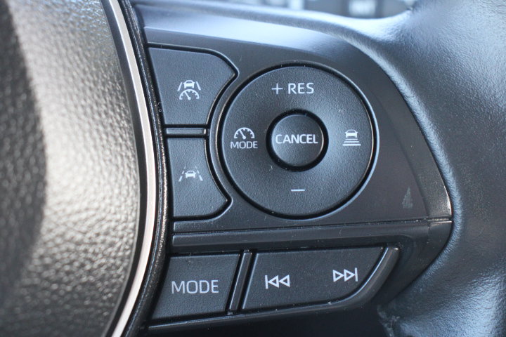 Certified 2024 Toyota Corolla Cross LE AWD/4WD image 24