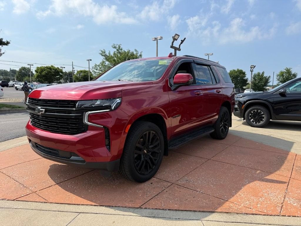 Used 2023 Chevrolet Tahoe RST w/ Luxury Package AWD/4WD image 3