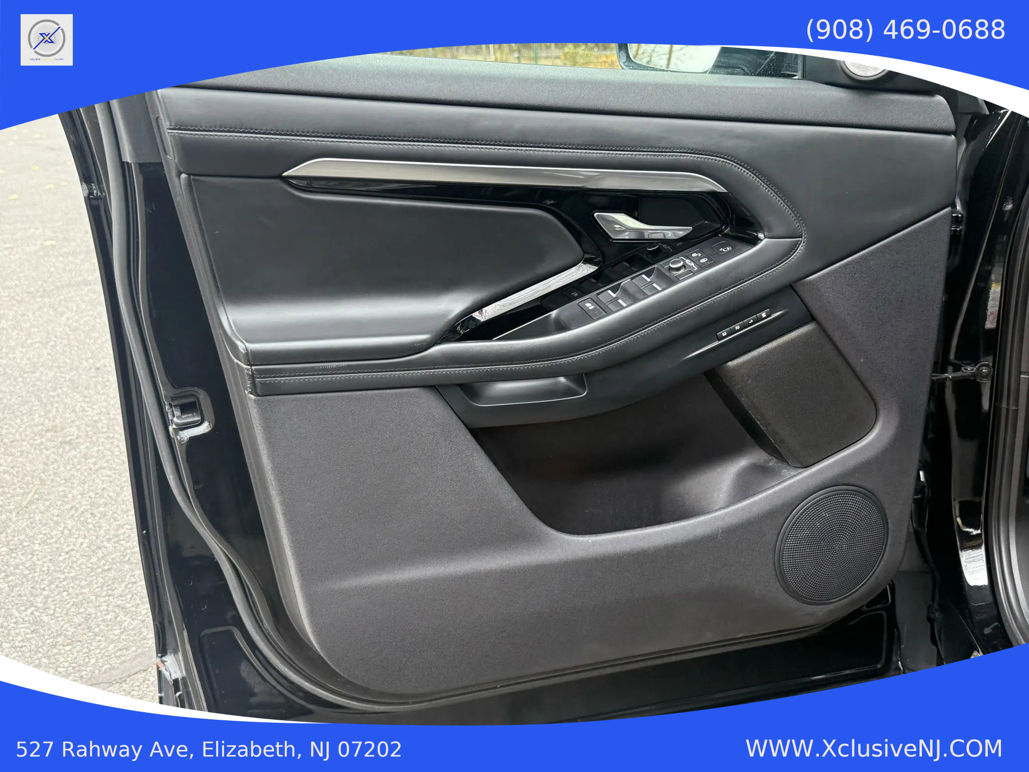 Used 2020 Land Rover Range Rover Evoque R-Dynamic HSE image 7