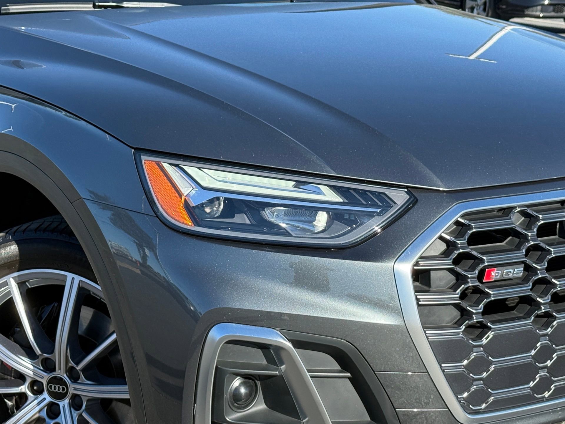 Used 2024 Audi SQ5 Premium Plus image 2