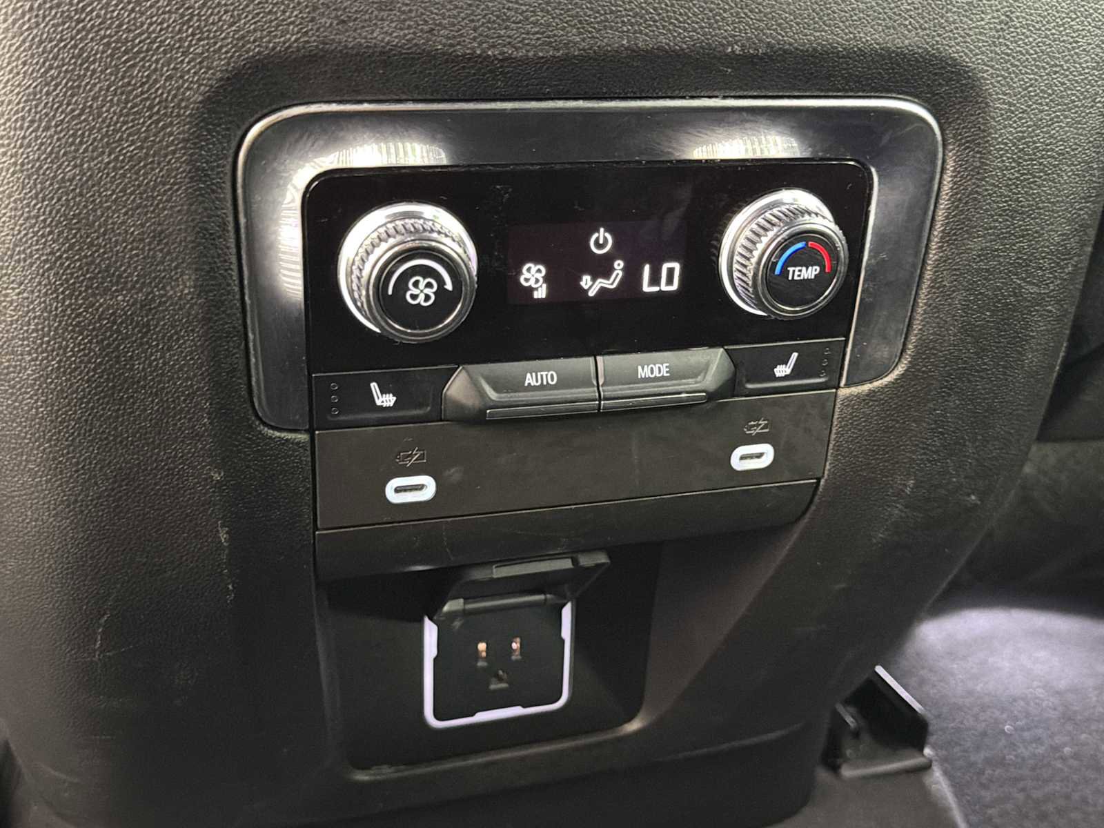 Certified 2023 GMC Yukon Denali AWD/4WD image 21