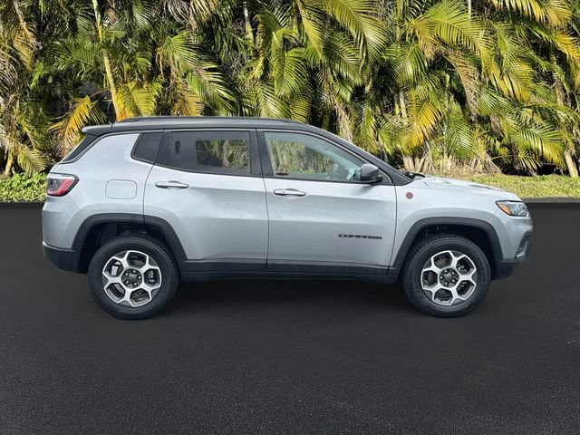 Used 2022 Jeep Compass Trailhawk w/ Trailhawk Convenience Group AWD/4WD image 4