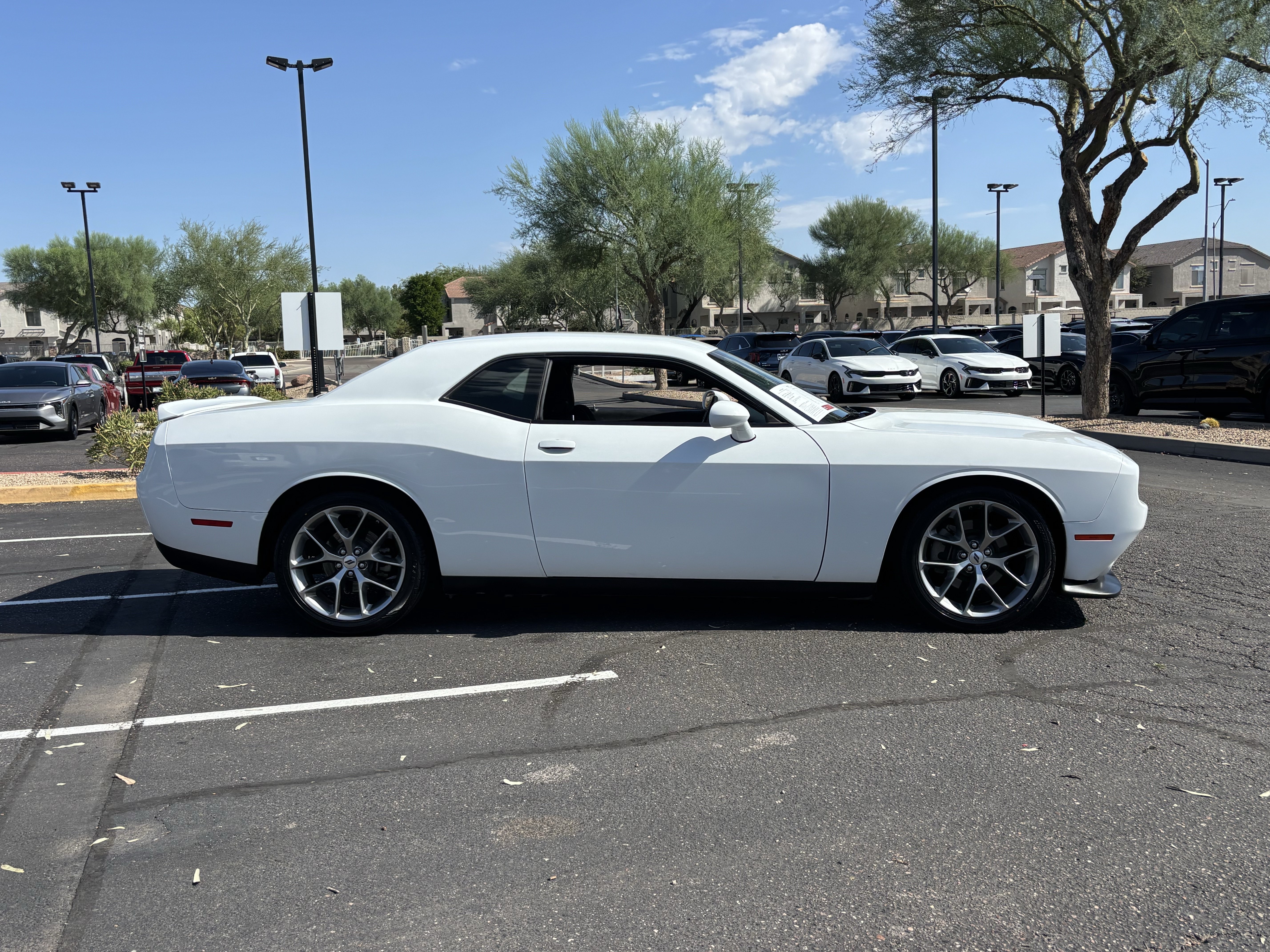 Used 2022 Dodge Challenger GT RWD image 2
