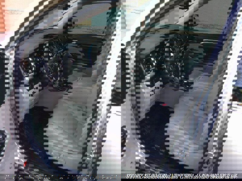 Used 2015 Toyota Highlander Limited image 15