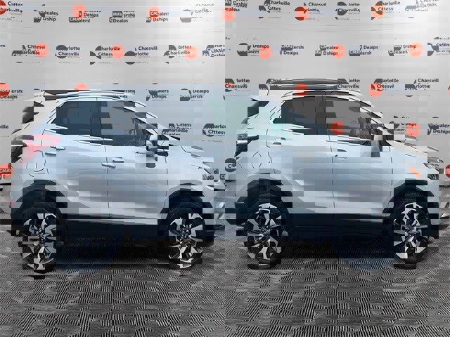 Used 2022 Buick Encore Preferred image 6