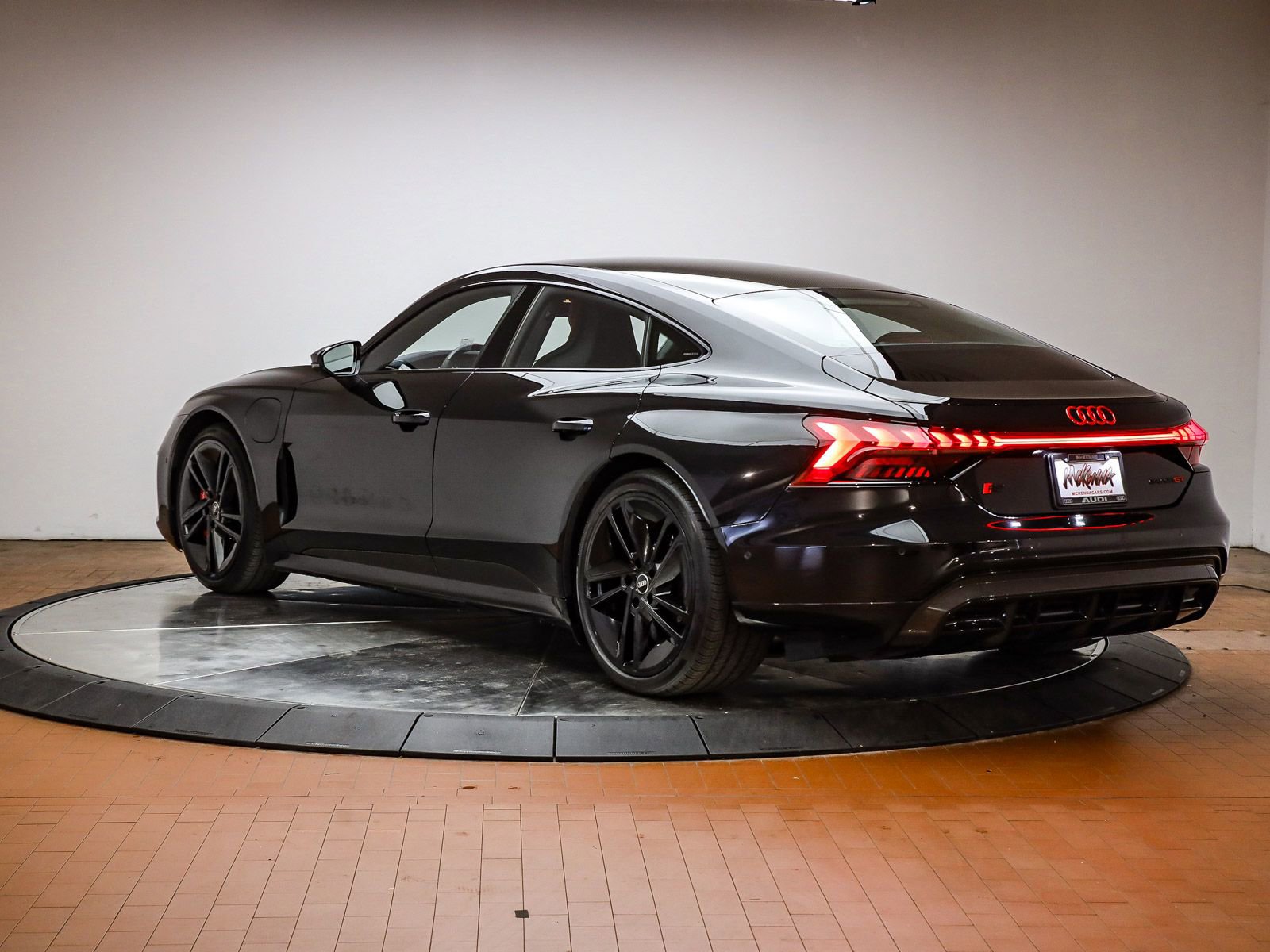 Used 2023 Audi RS e-tron GT AWD/4WD image 11