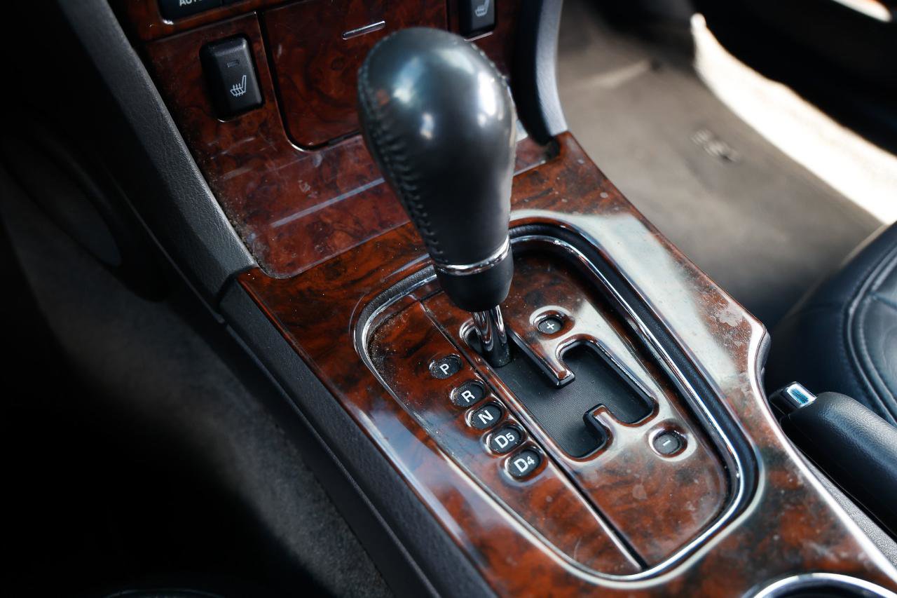 Used 2002 Lincoln LS image 37