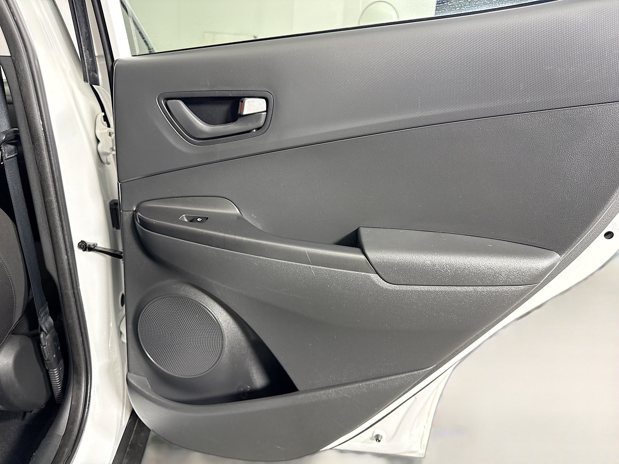 Used 2022 Hyundai Kona SEL FWD image 28