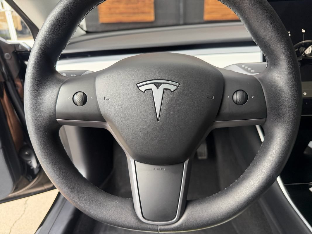 Used 2020 Tesla Model 3 Long Range AWD/4WD image 30