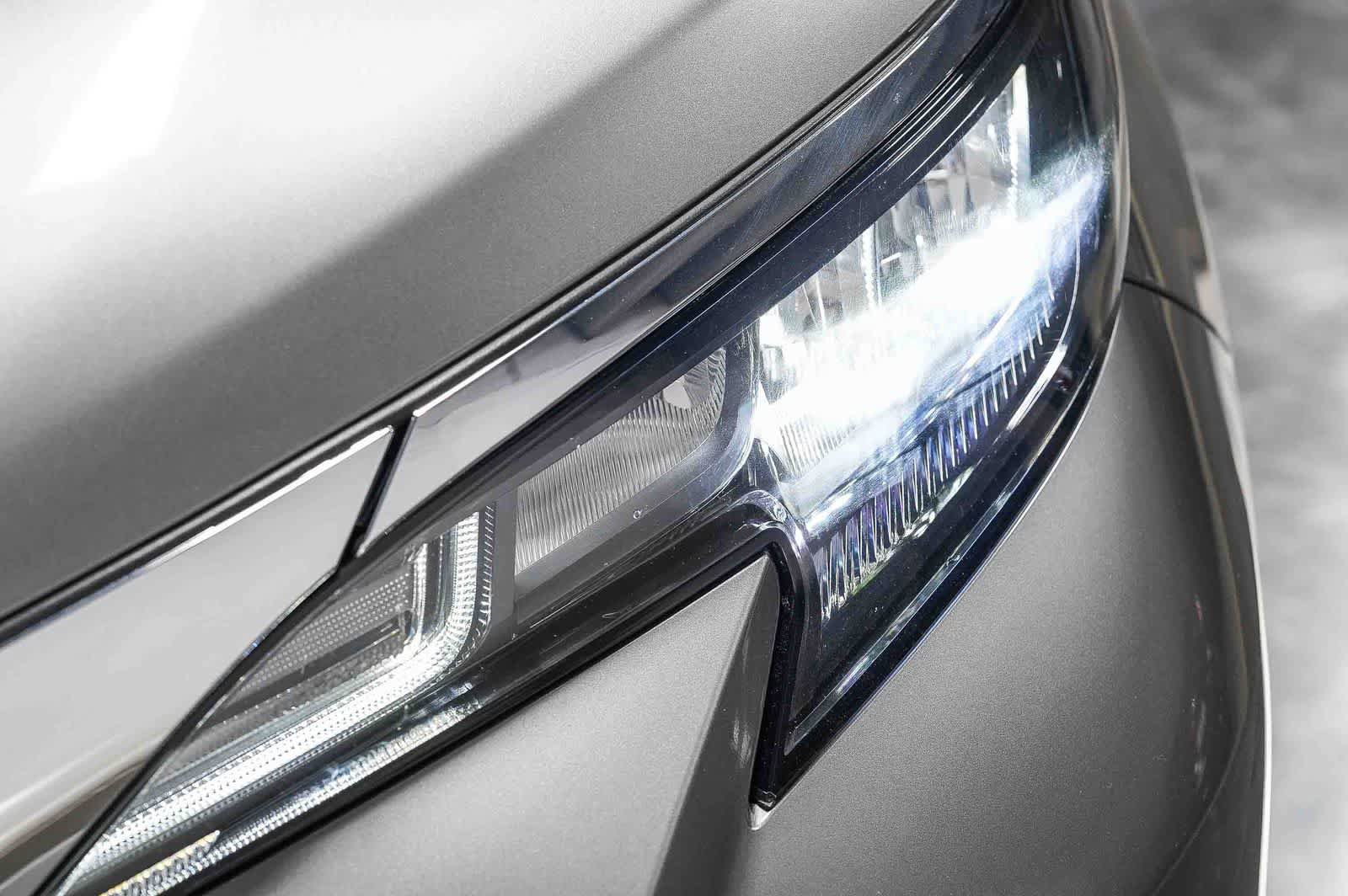 Certified 2026 Toyota Sienna XLE FWD image 7