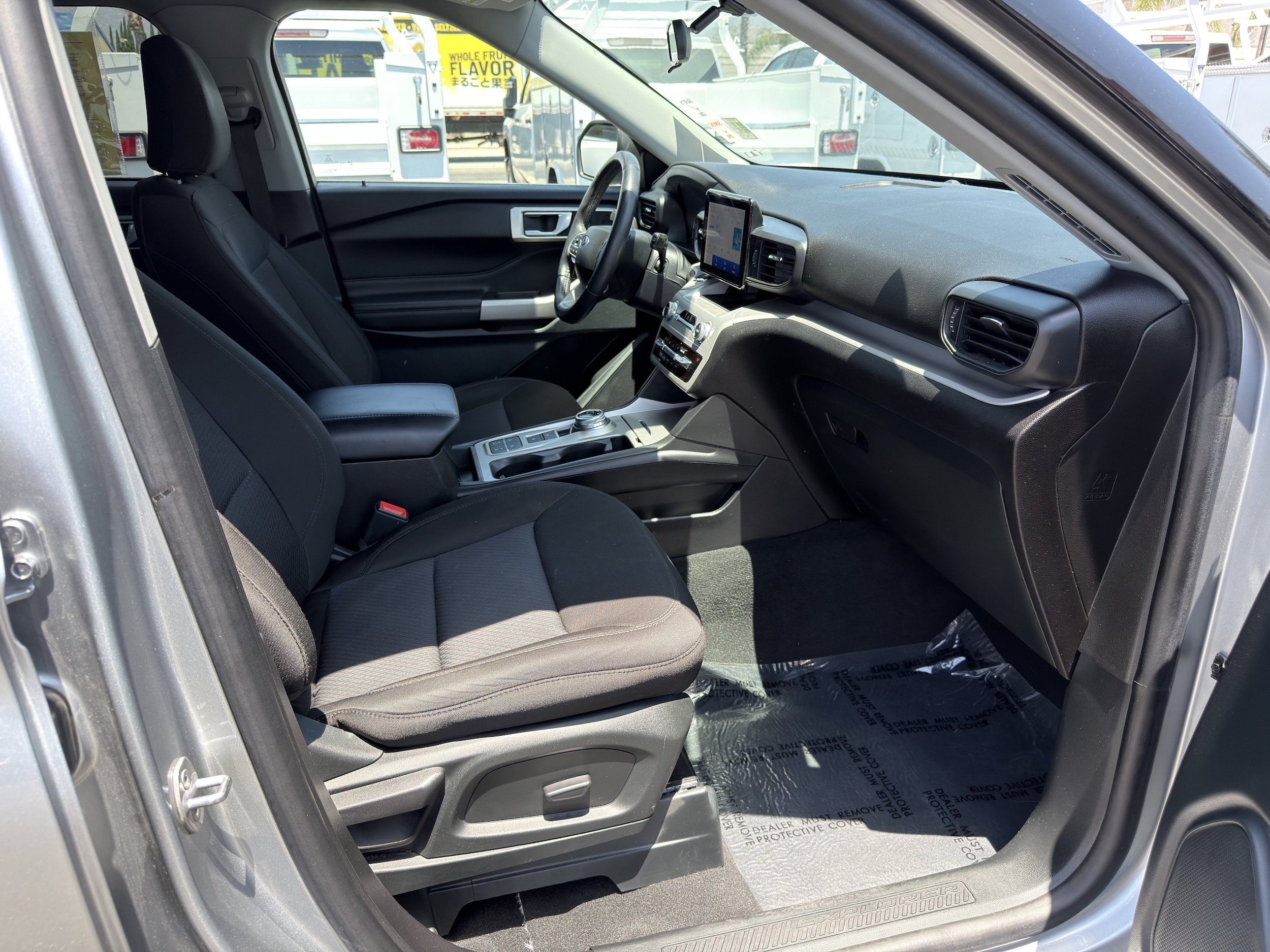Used 2023 Ford Explorer XLT RWD image 10