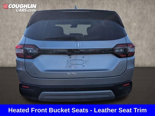 Used 2025 Honda Pilot EX-L image 6