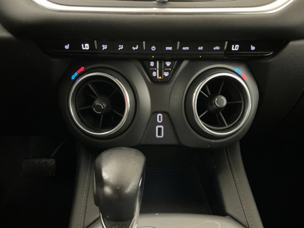 Used 2020 Chevrolet Blazer LT FWD image 11