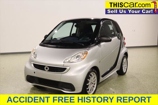 Used 2014 smart fortwo passion RWD image 3