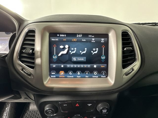 Used 2021 Jeep Compass Latitude w/ Sun and Sound Group AWD/4WD image 15