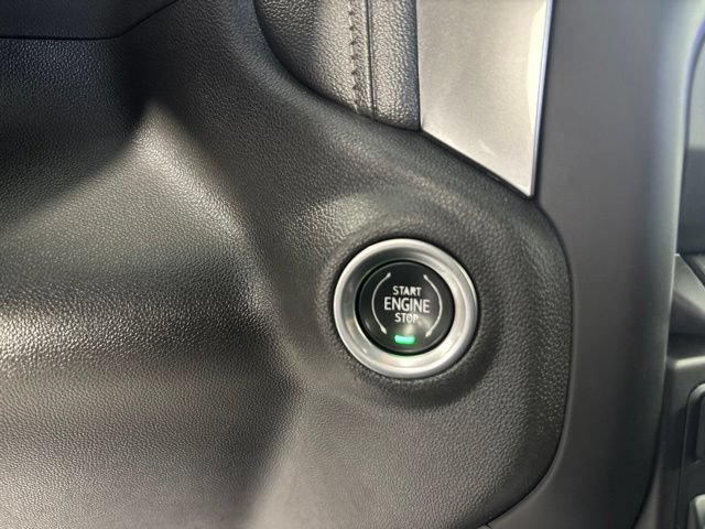 Used 2022 Chevrolet Silverado 1500 LTZ AWD/4WD image 8