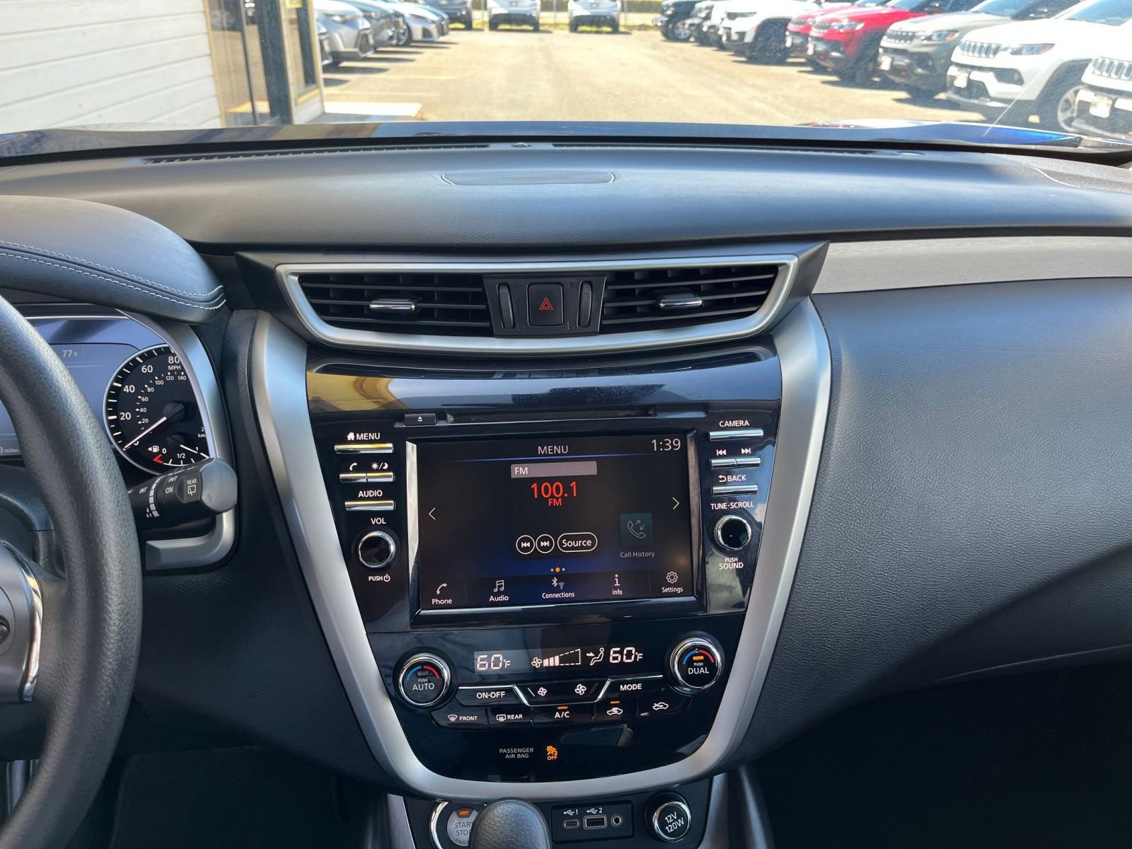 Used 2023 Nissan Murano S image 18