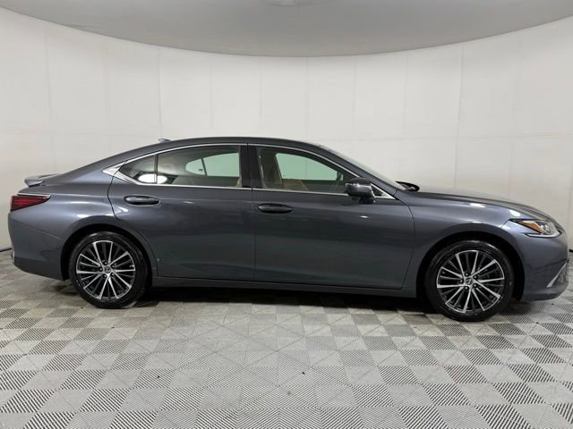 Certified 2025 Lexus ES 300h 300h w/ Premium Package image 9