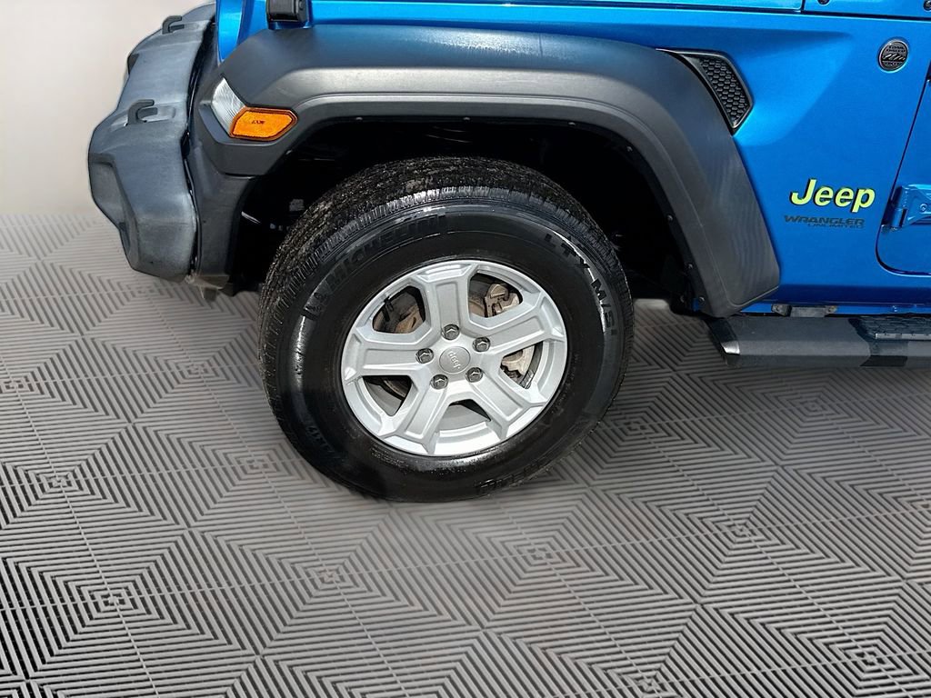 Used 2022 Jeep Wrangler Unlimited Sport AWD/4WD image 35