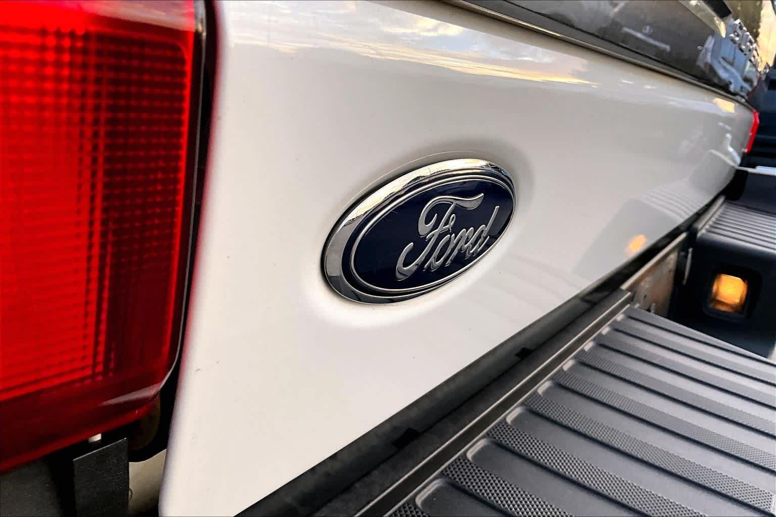 Used 2023 Ford F250 King Ranch w/ FX4 Off-Road Package AWD/4WD image 30