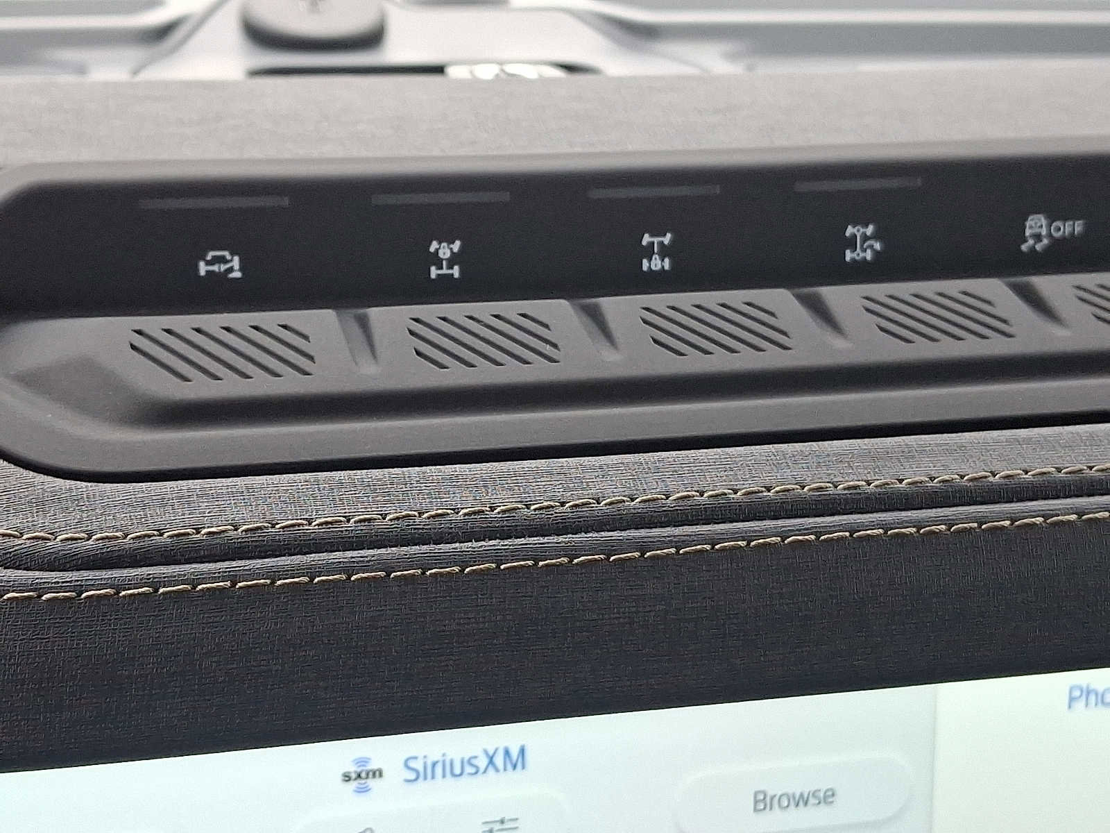 New 2025 Ford Bronco Badlands image 19