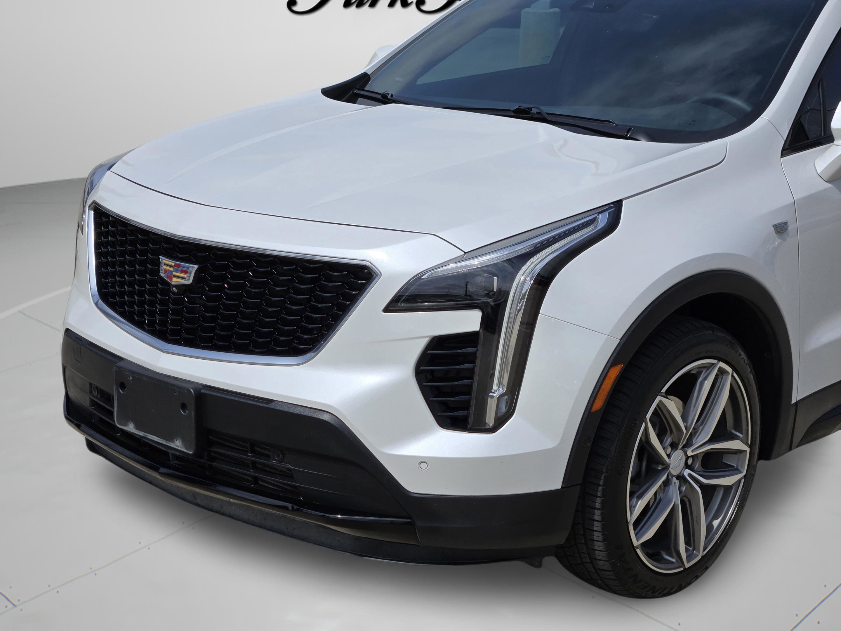 Used 2023 Cadillac XT4 Sport w/ Enhanced Visibility Package image 27