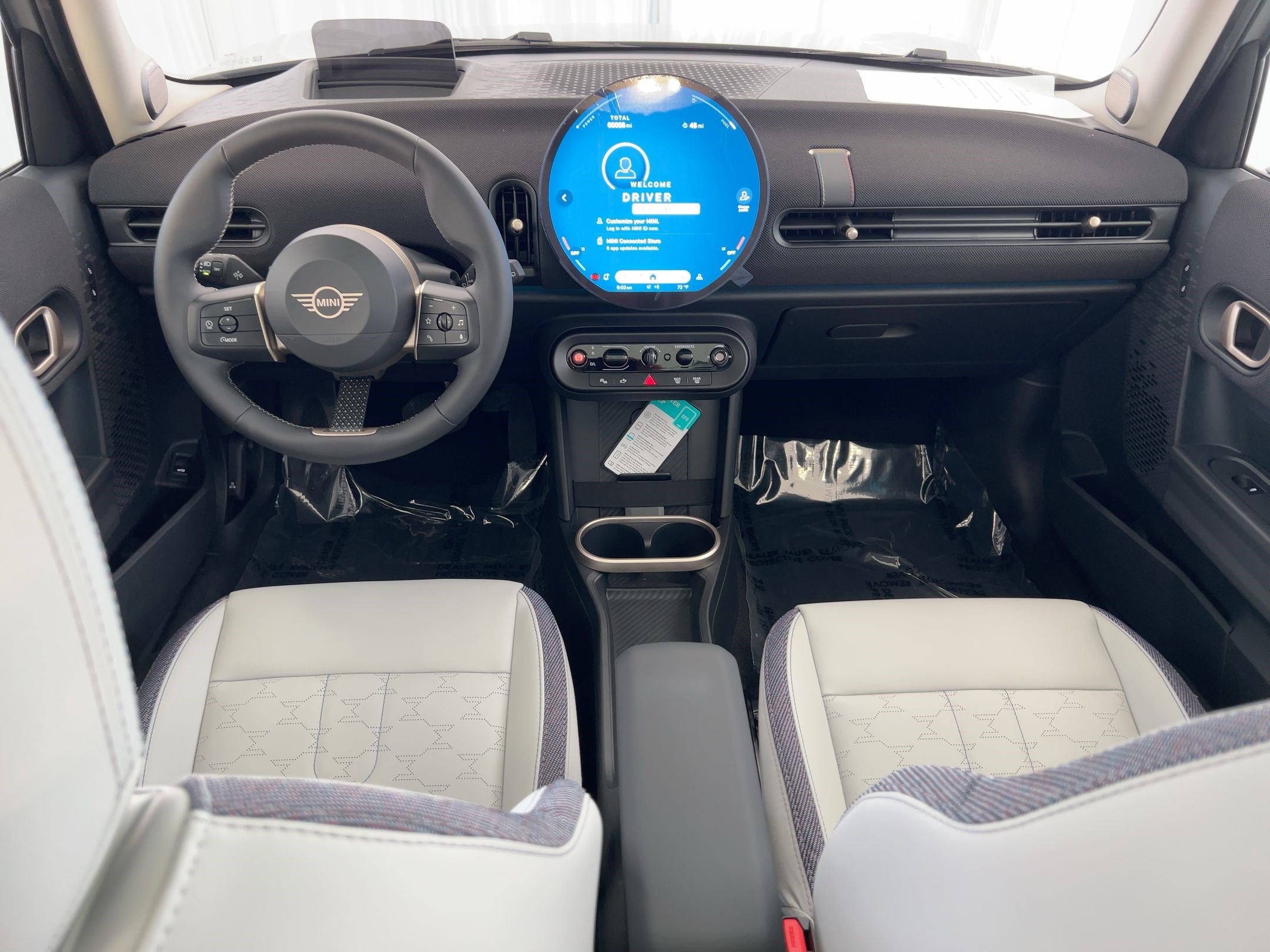 New 2026 MINI Cooper 4-Door Hardtop FWD image 17
