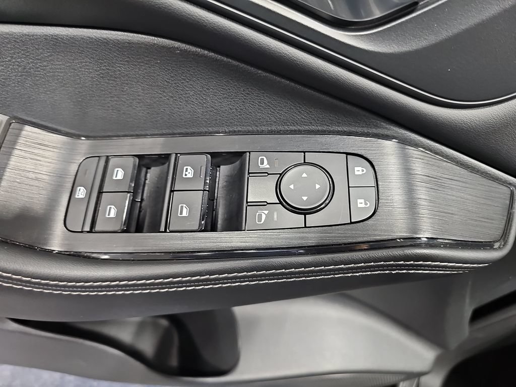 Used 2023 Nissan Rogue SV w/ SV Premium B Package AWD/4WD image 28