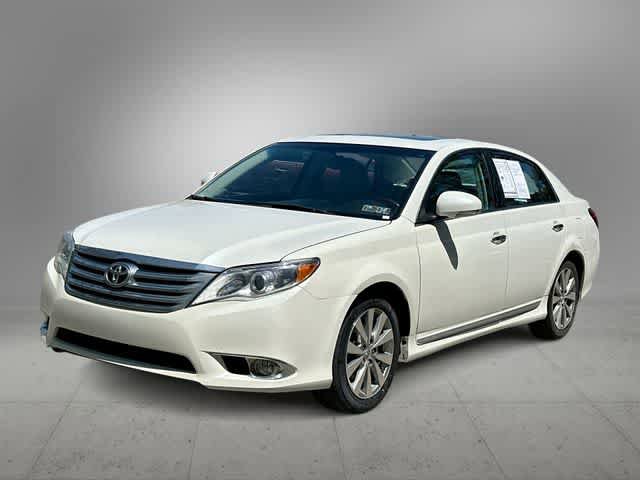 Used 2011 Toyota Avalon Limited FWD video 1